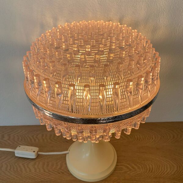 ▪️Lampe Plastique 50´s Pop Et Moderne Globe Rose Et Pied Crème Marque ME