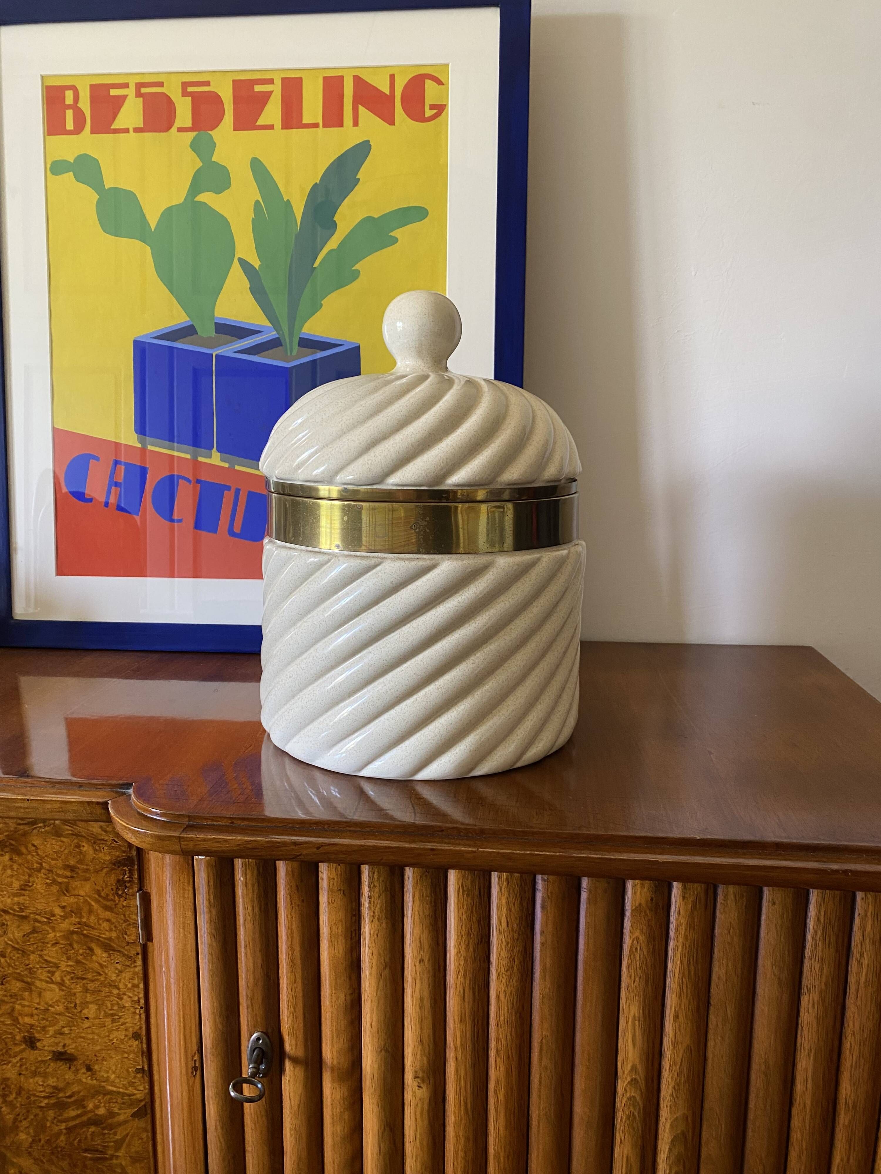 Tommaso Barbi, White Ice Bucket / jar, B Ceramiche Italy, ca. 1970