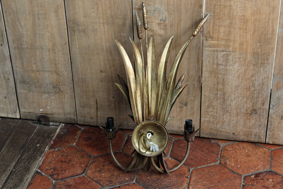 Wall lamp, sheaf of wheat