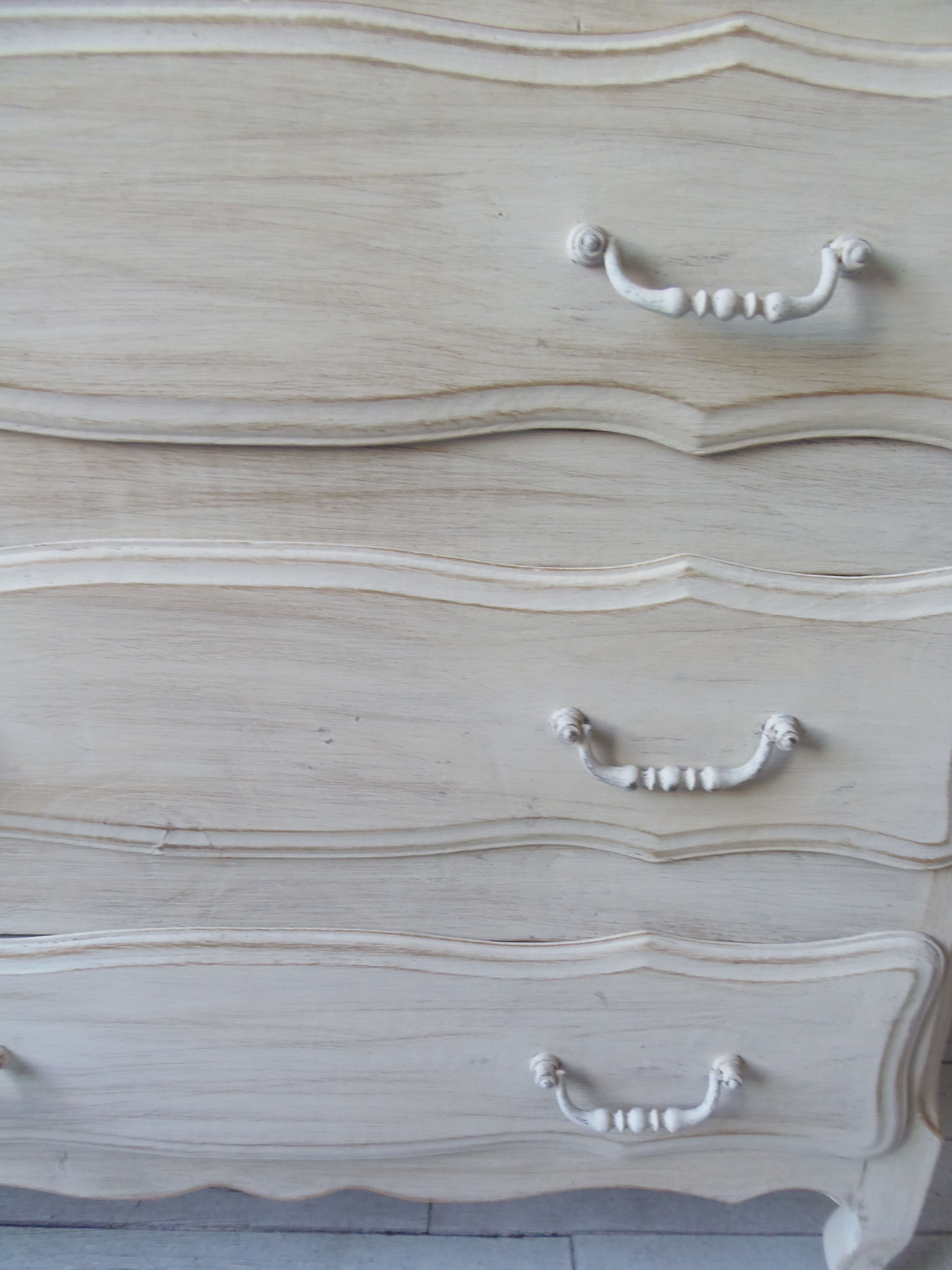 Louis XV stye dresser