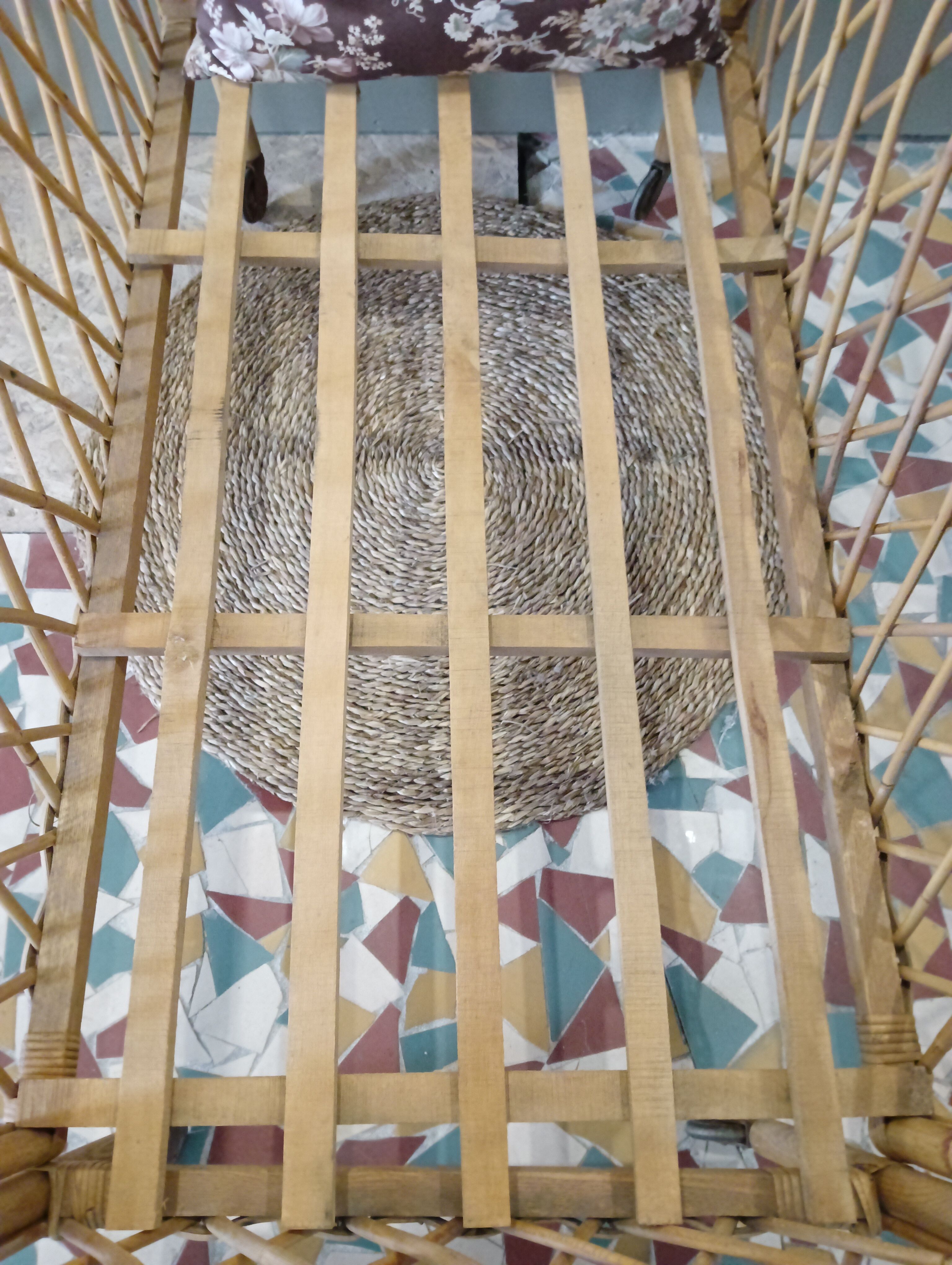 Rattan cot