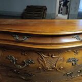 Commode bordelaise en noyer