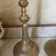 Paire de bougeoirs en laiton