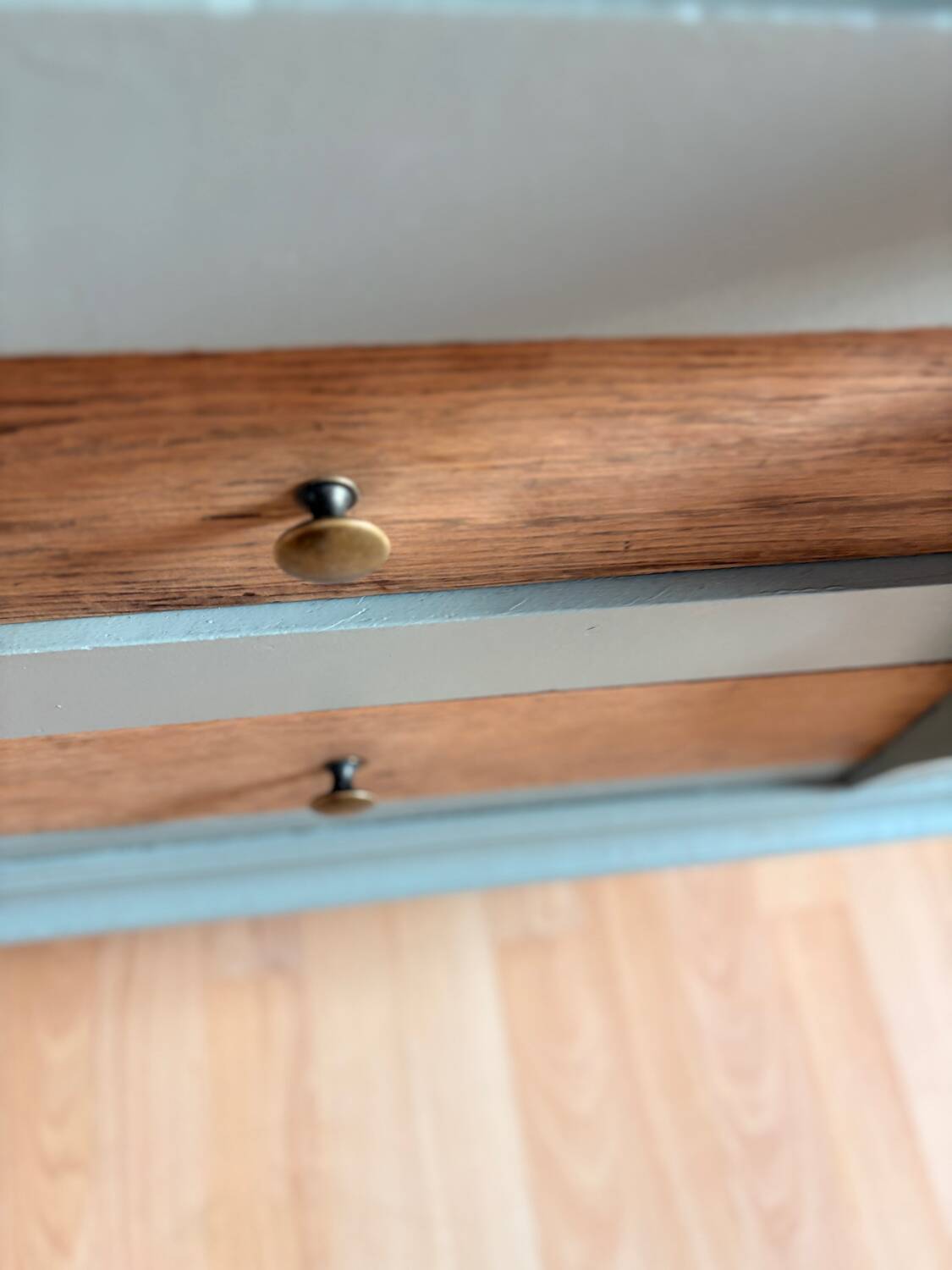 Raw wood and celadon glass cabinet