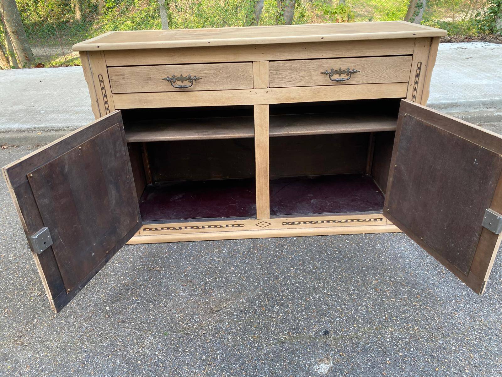 18th-century Parisian buffet renovated in raw wood, 150cm.