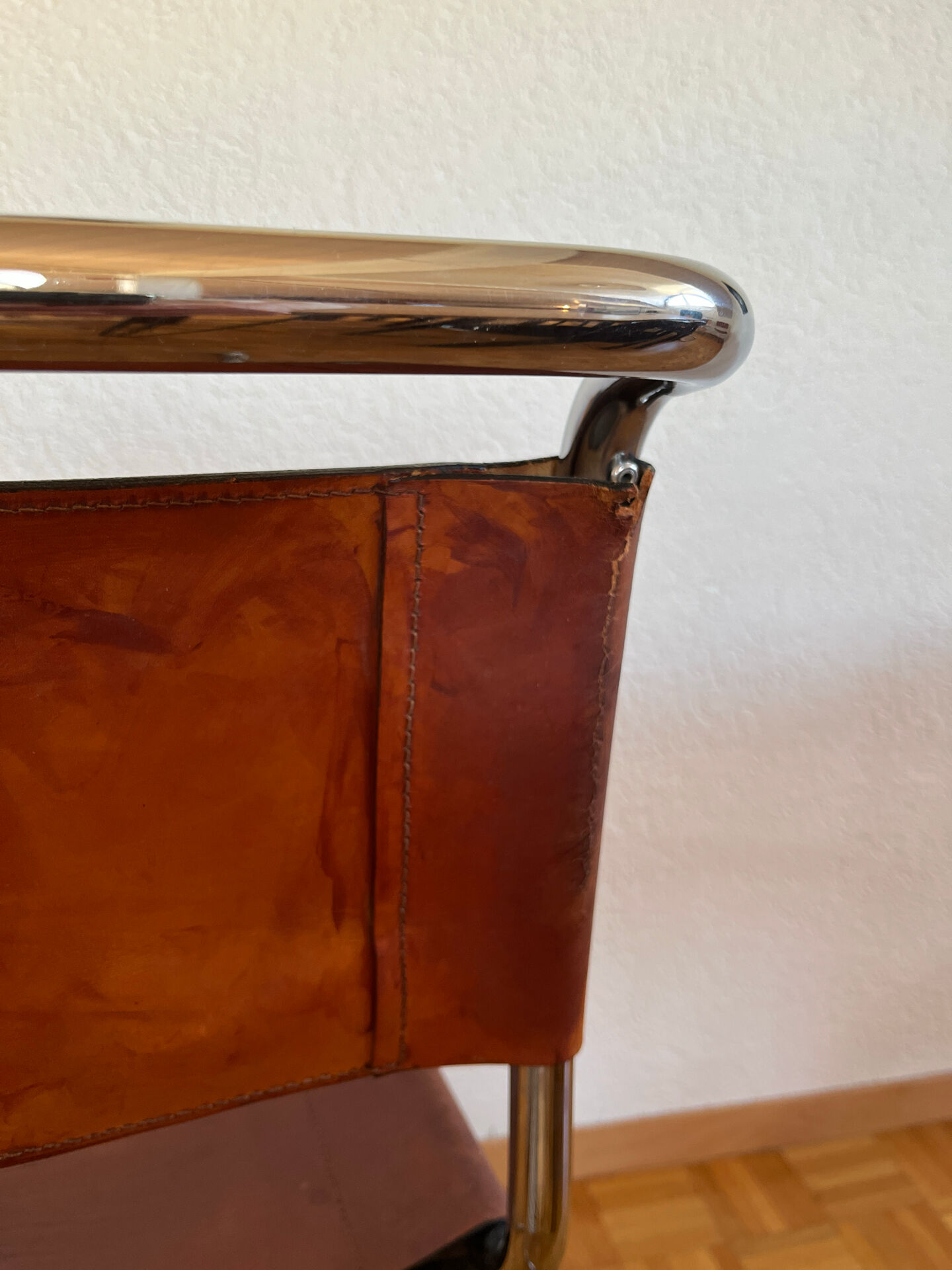 4 chaises B33 Marcel Breuer