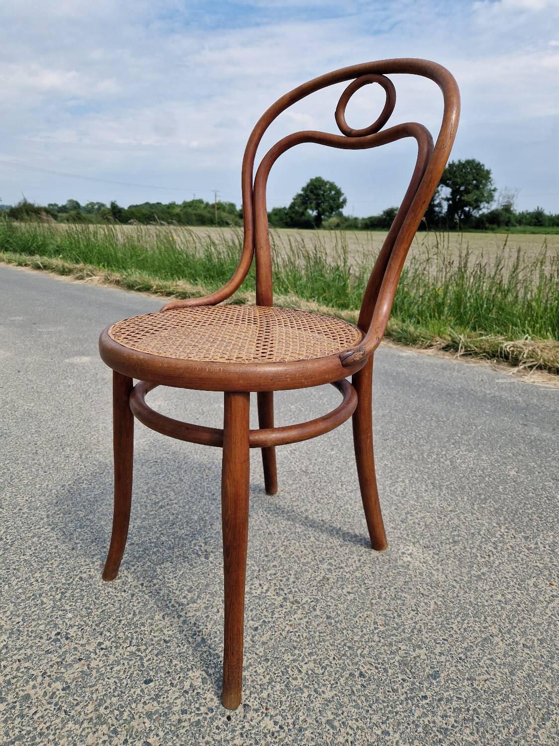 Curved wooden chair n31 from Thonet 1900