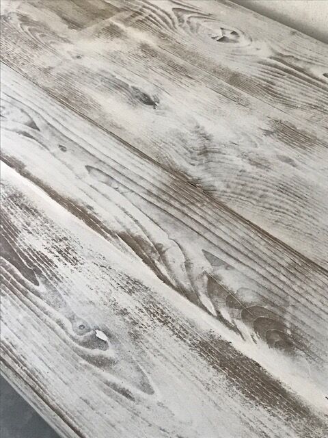 White patinated farmhouse table