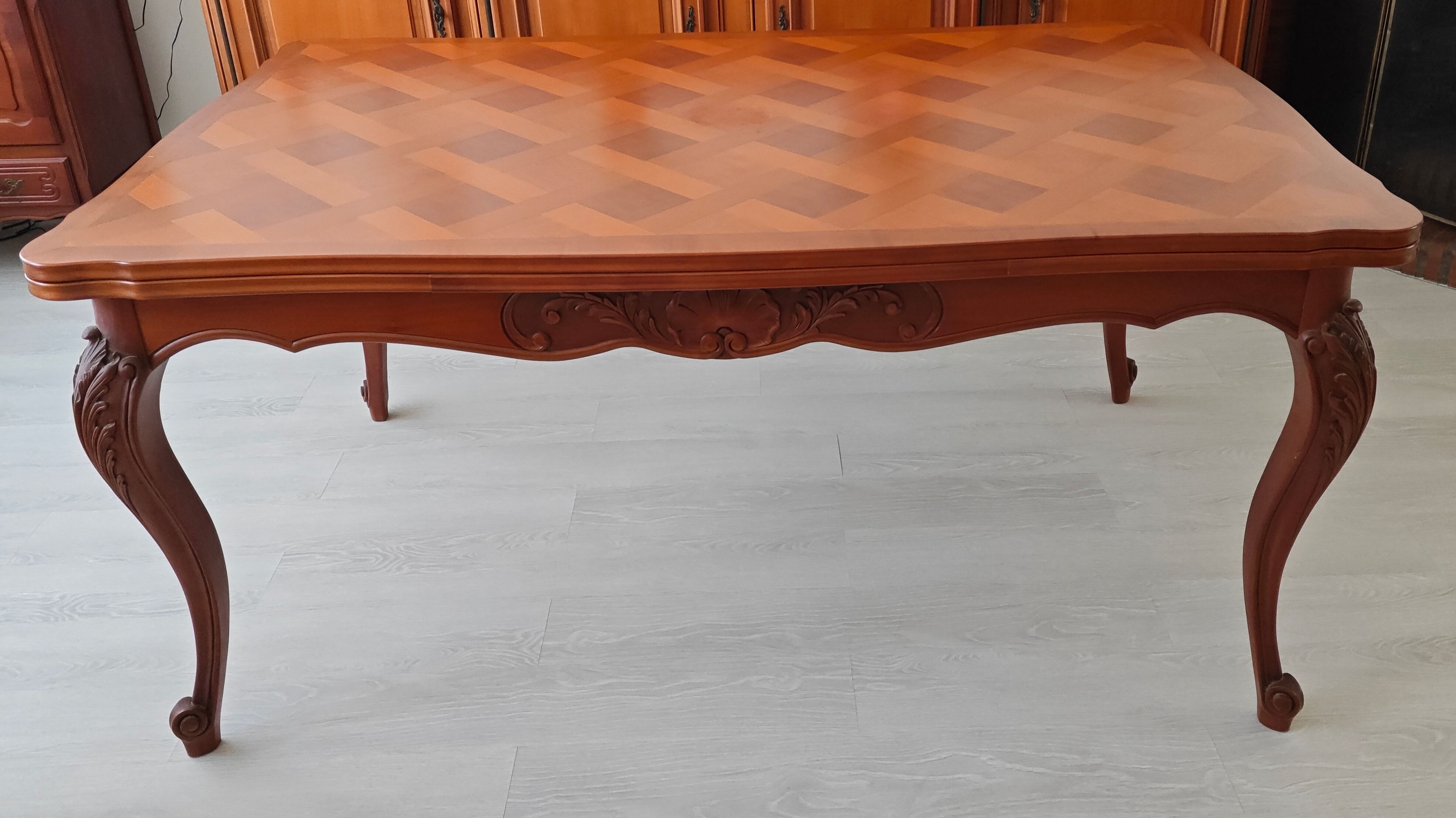 Table merisier Louis XV Régence