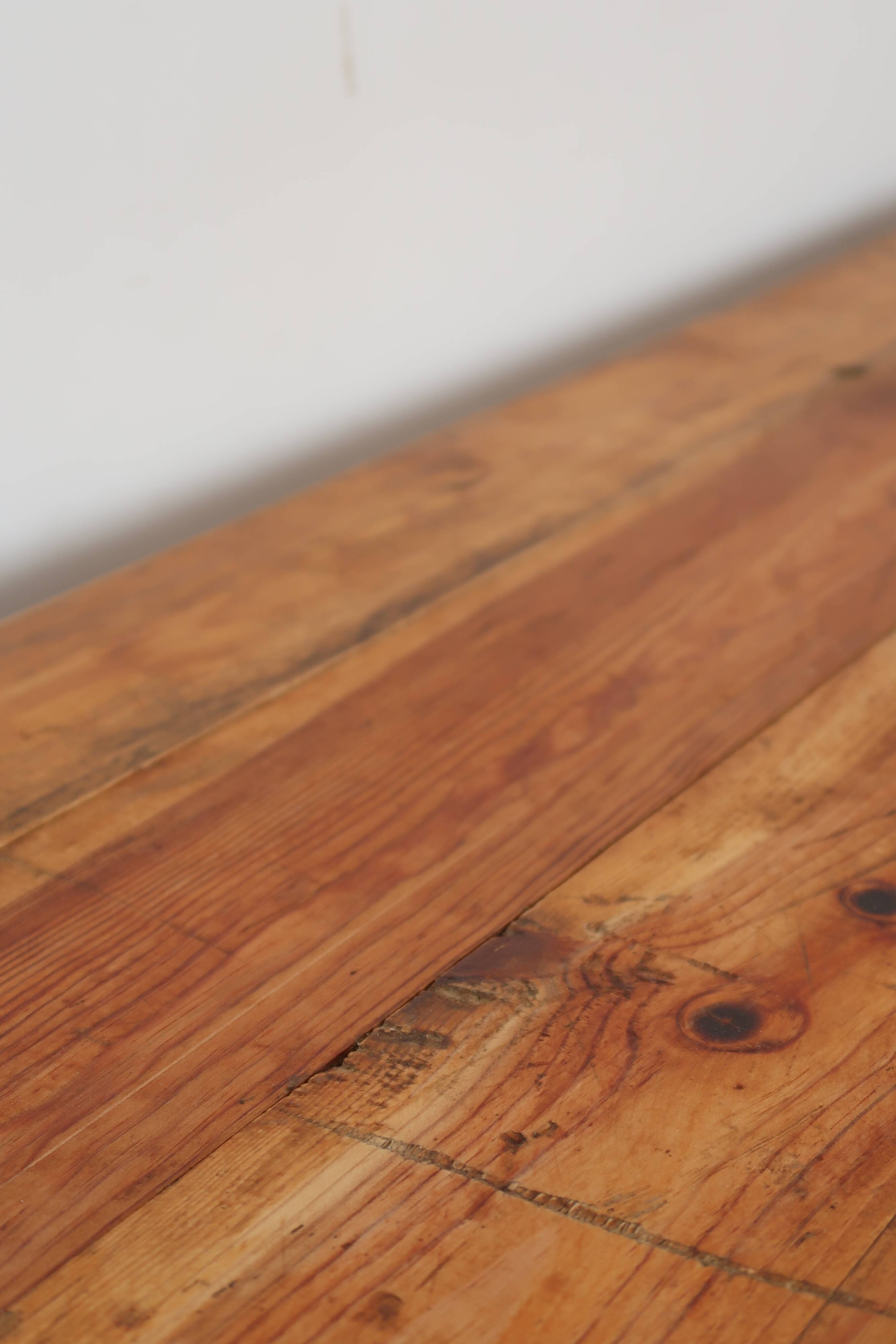 Light farmhouse table