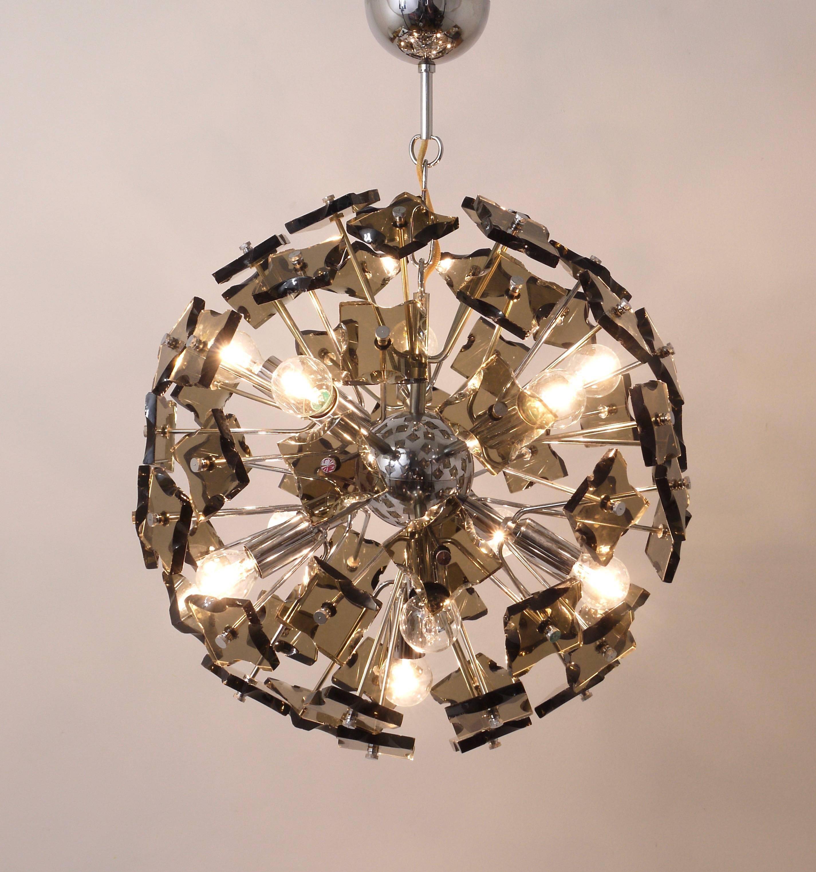 Cut glass Sputnik chandelier Fontana Arte Mid-20th century