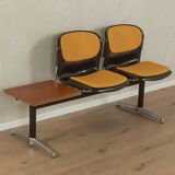 Space Age waiting bench by Drabert