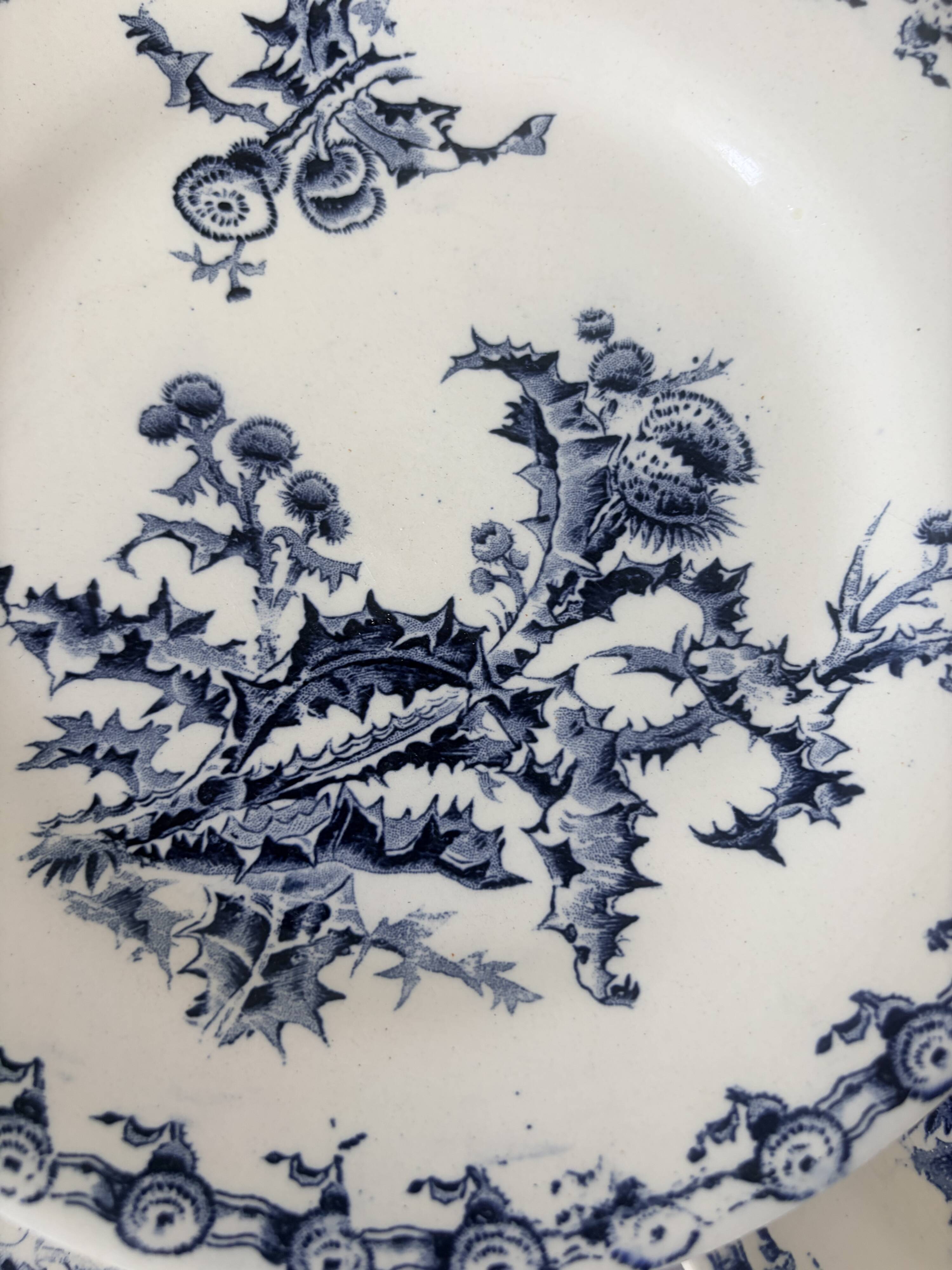 4 assiettes plates Gien Chardons 260332