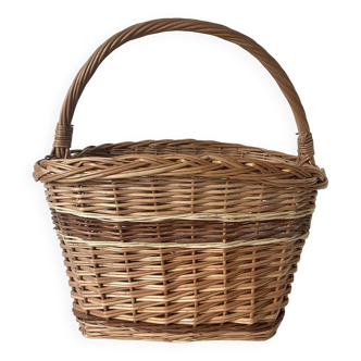 Two-tone woven wicker basket