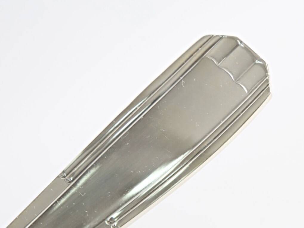 Silver-plated metal cutlery set