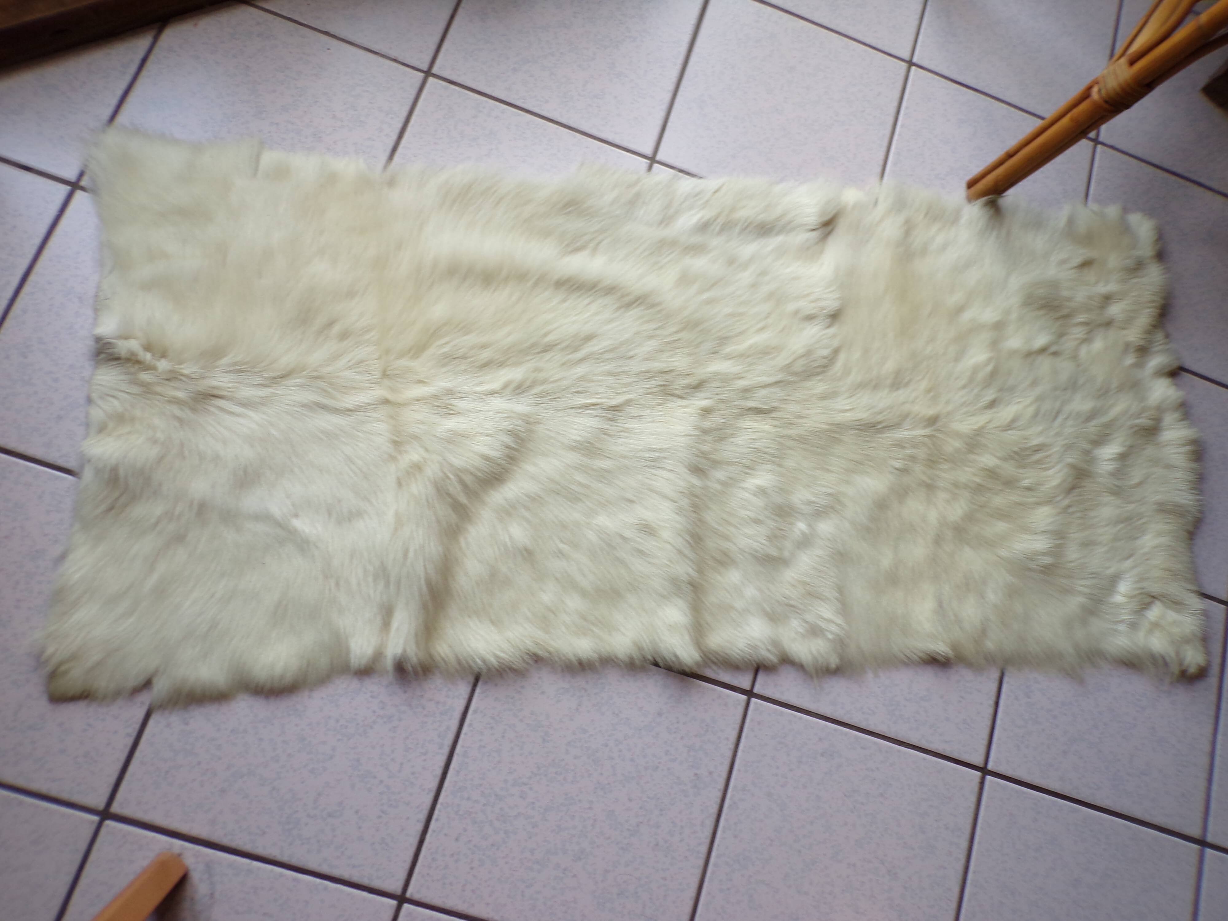 Vintage white goat skin  136 x 60 cm