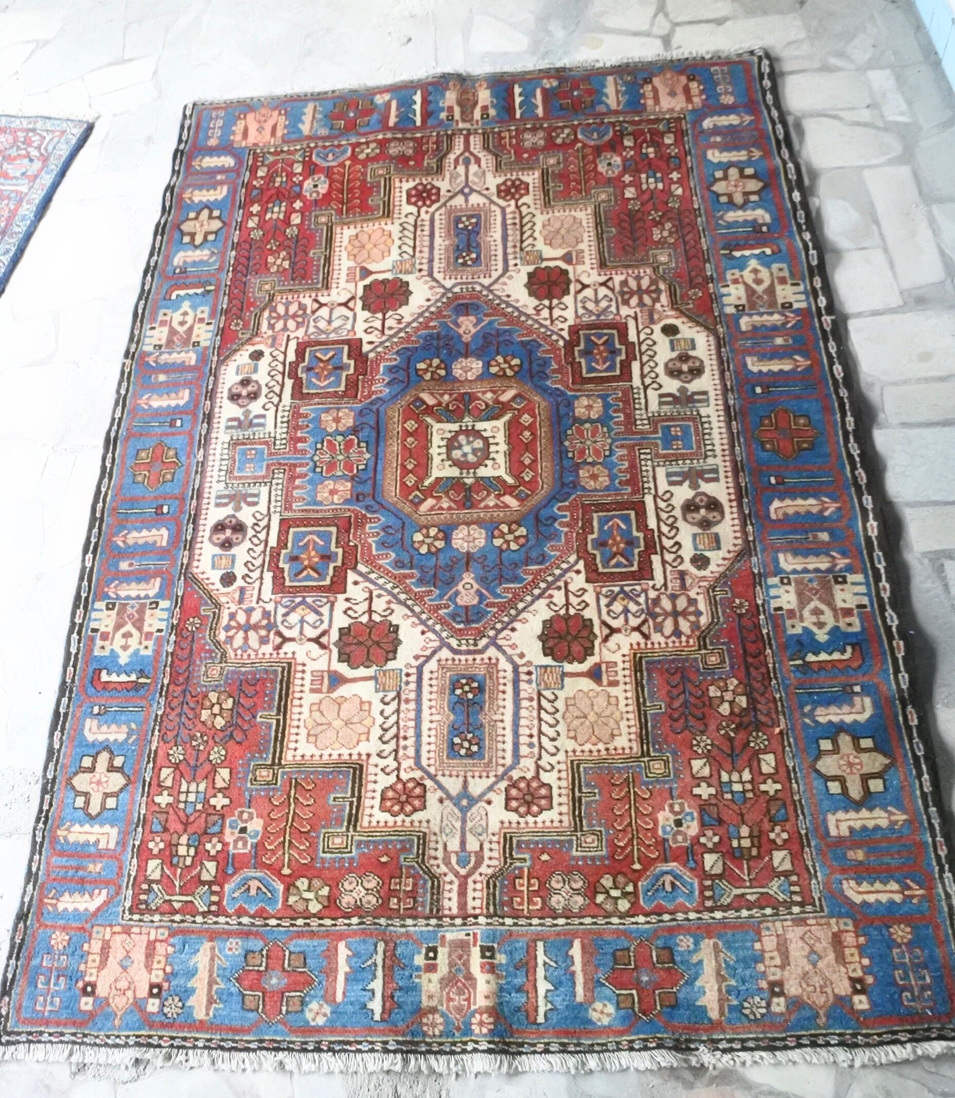Caucasian Vintage carpet 200x135cm.