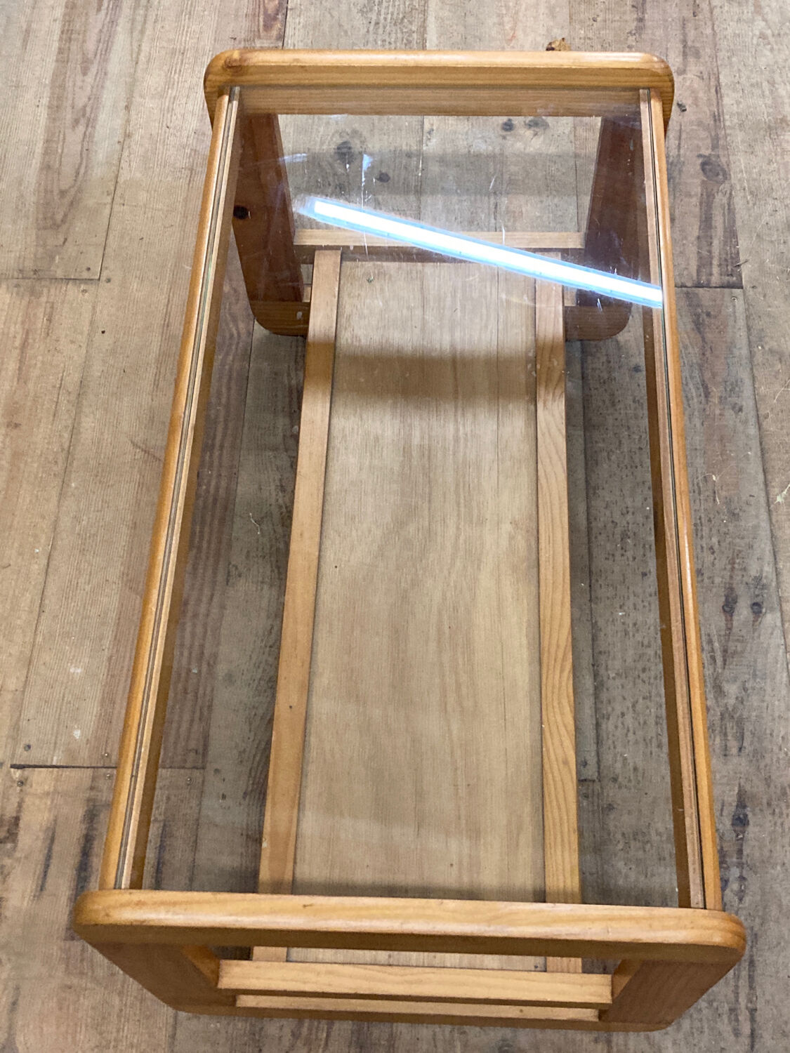 Coffee table in pine and glass Regain 1980