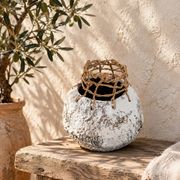 Vase sculptural effet pierre. Wabi sabi. Bohème