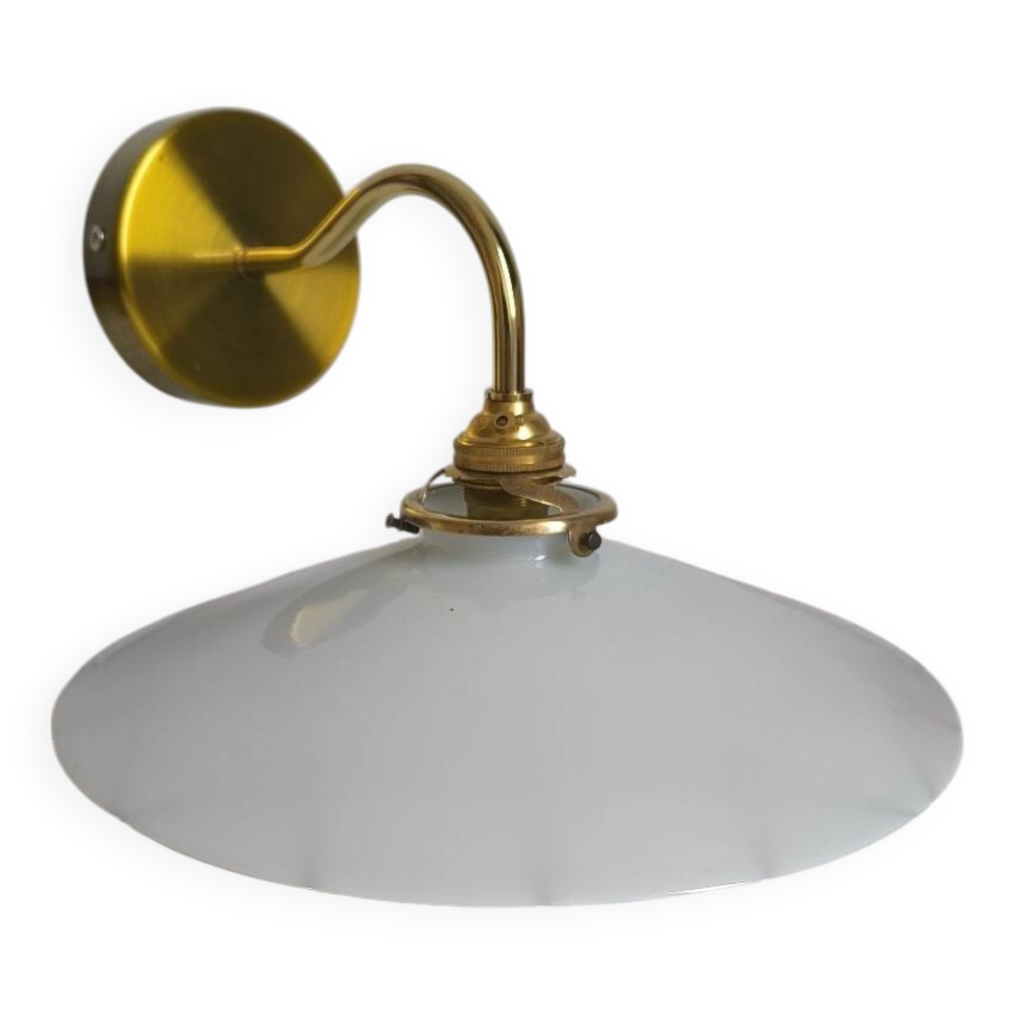 Applique en opaline lisse et laiton doré