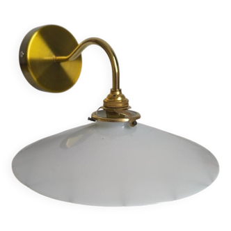 Smooth opaline and gilded brass wall light
