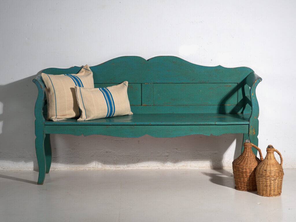 Banc ancien peint vert en bois de pin – Europe centrale, vers 1910