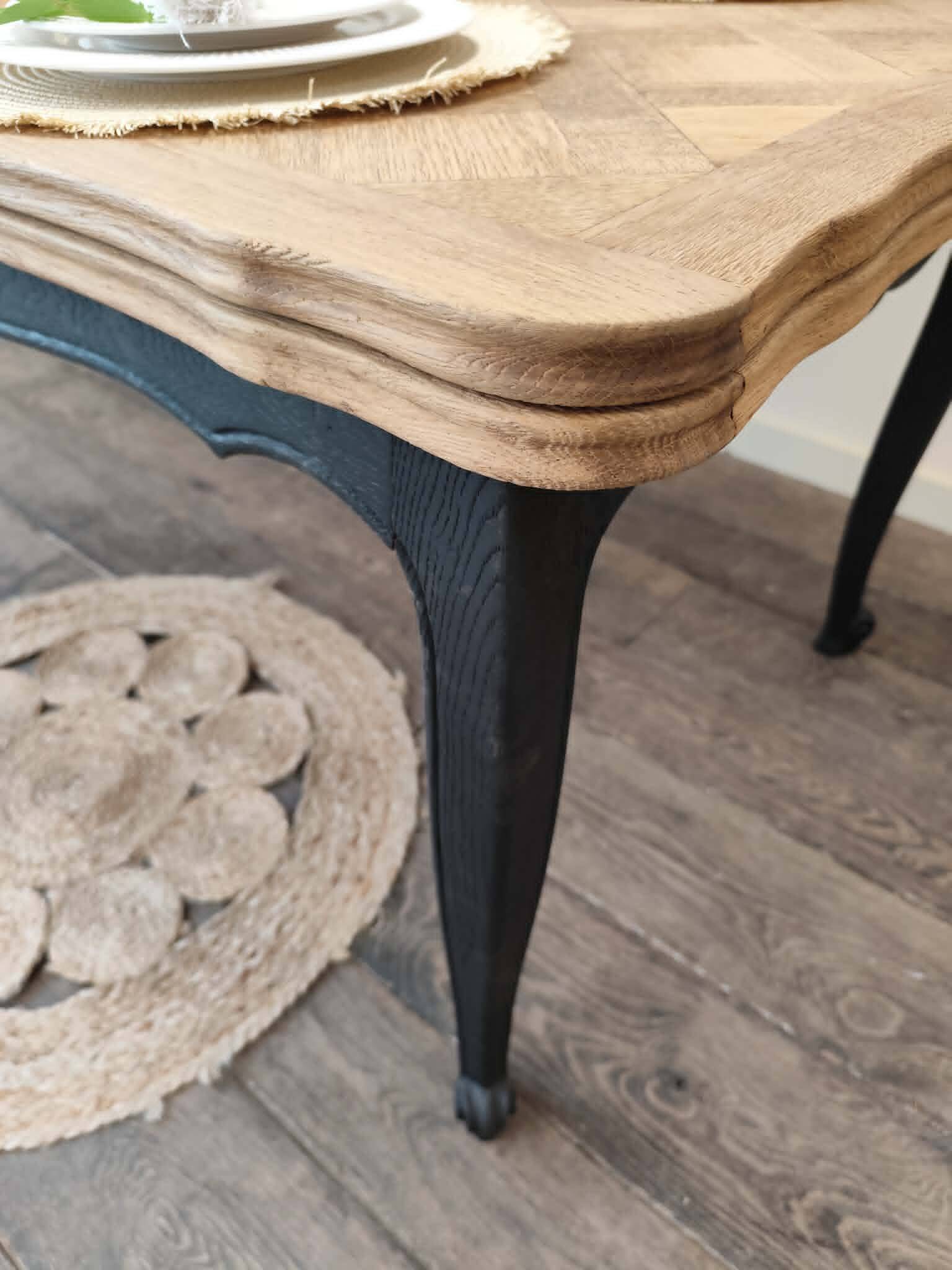 Table style regence en chene massif