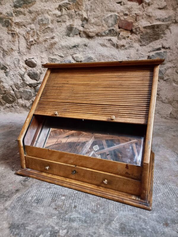 Vitrine de table d'opticien française antique – Vitrine à rideau en noyer, début 1900