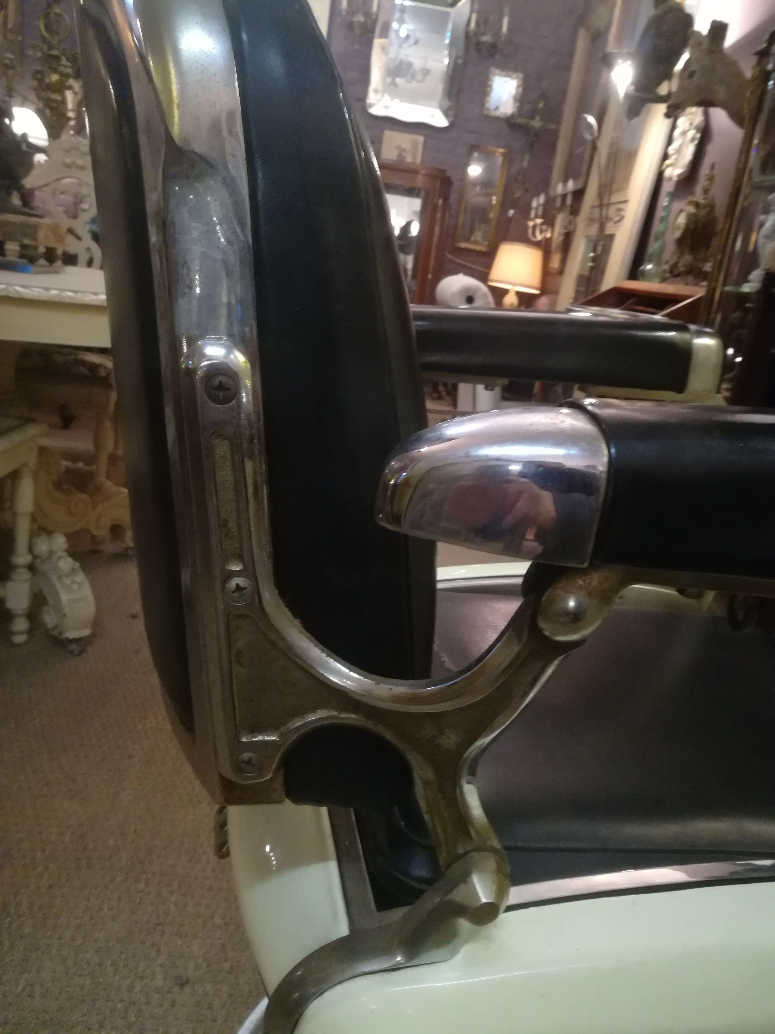 Belmont Barber Chair Legacy Model