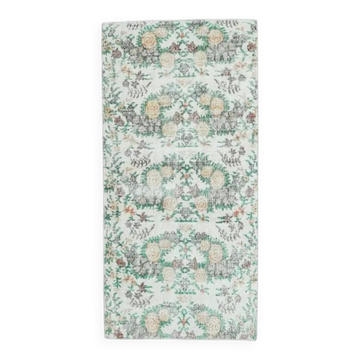 Tapis d'aire turc vintage fait à la main des années 1970 86x177