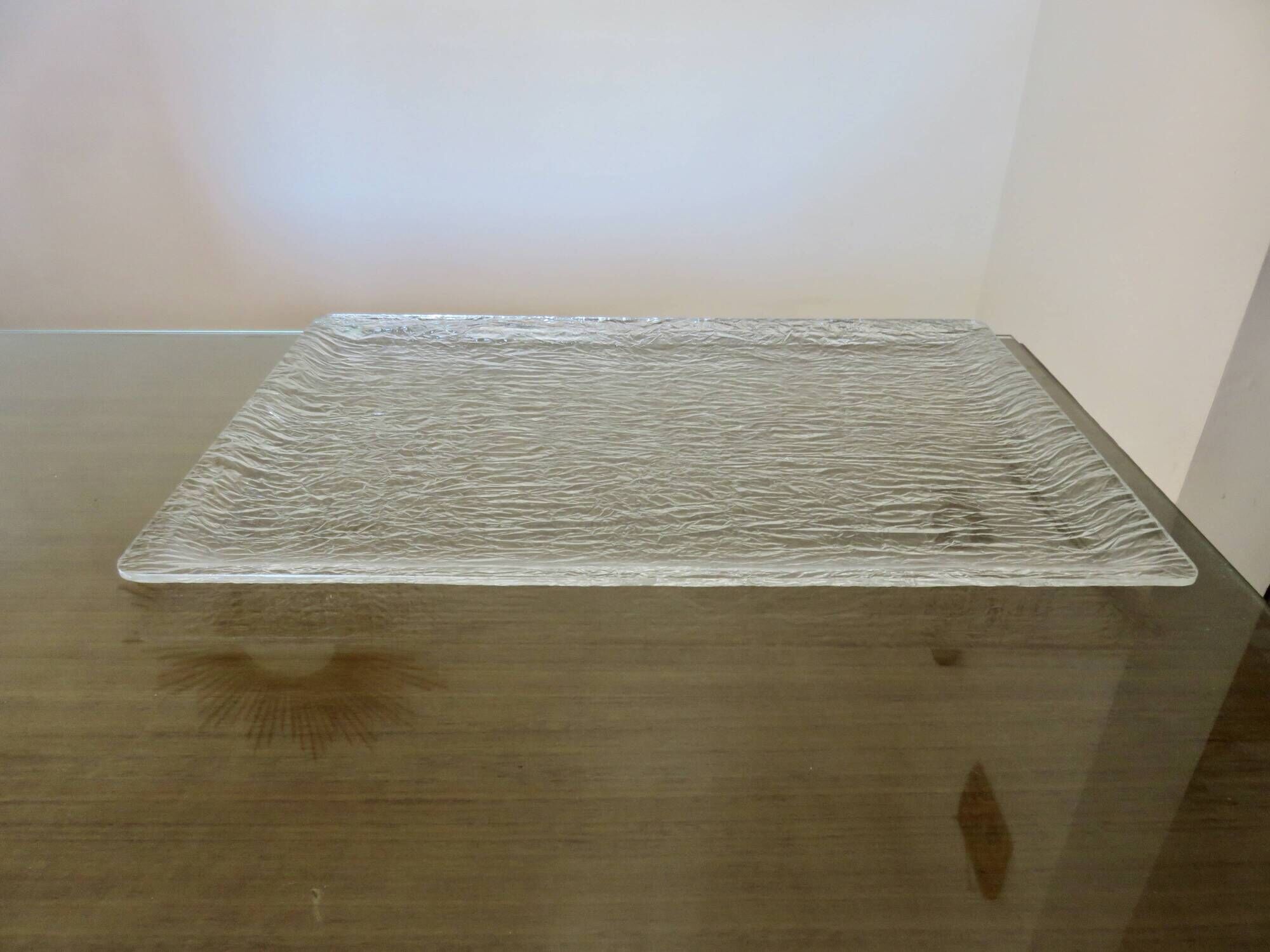 Very large "Roche Bobois" tray in plexiglass, altuglas, lucite, 1970s.
