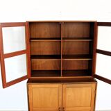 vintage wall cabinet | display cabinet | C. Hvidt
