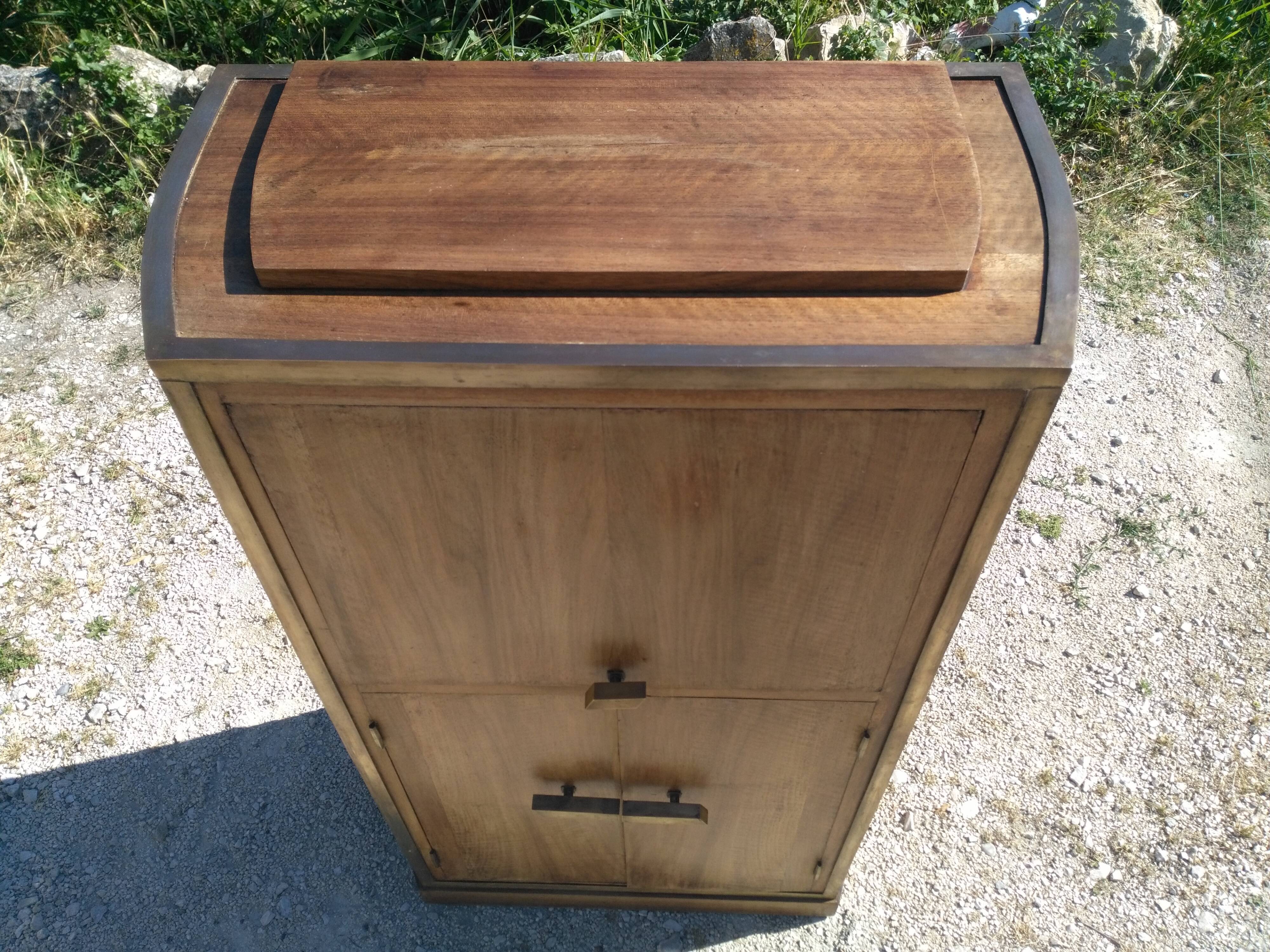 Art Deco wood and brass extra furniture