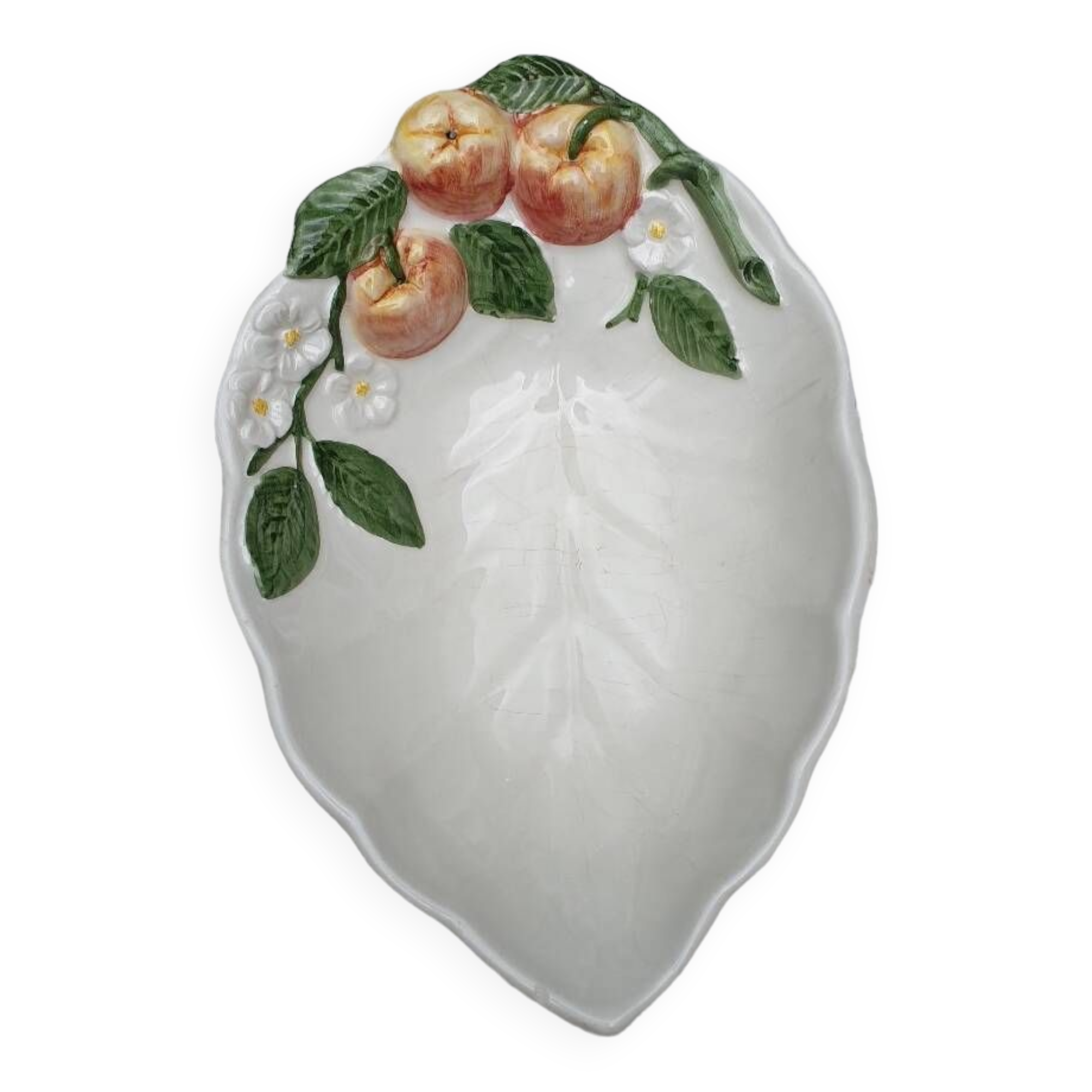 Fruit dish in apple slip