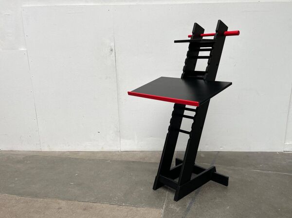 Bureau debout de bureau postmoderne par Holznest Design
