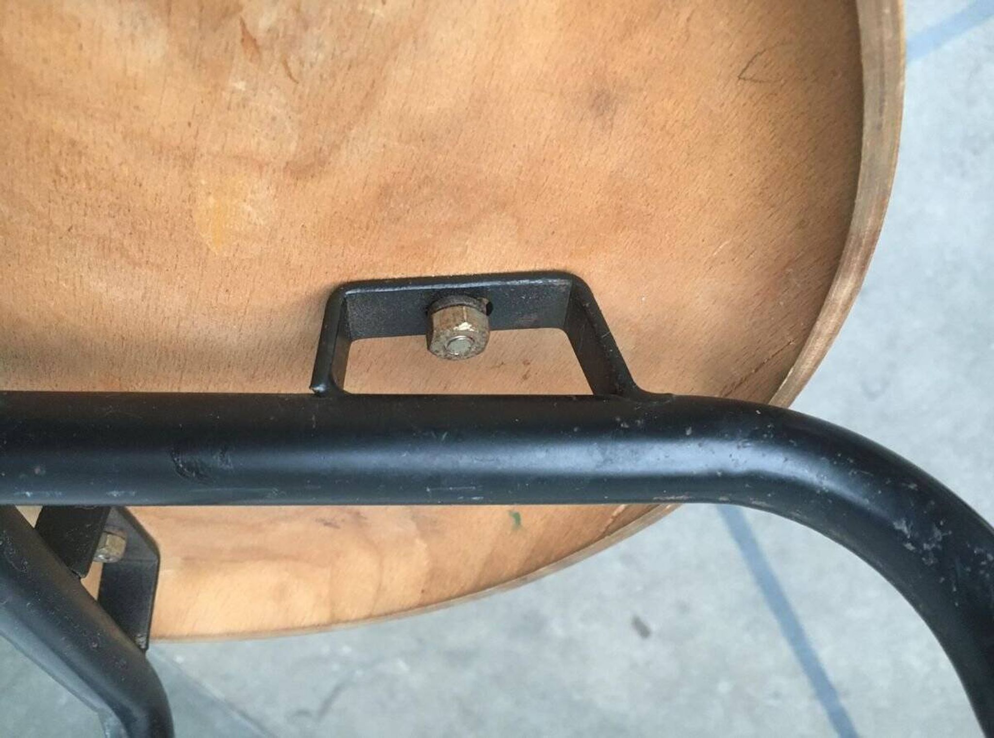Tabouret danois du milieu du siècle par MH Stalmöbler