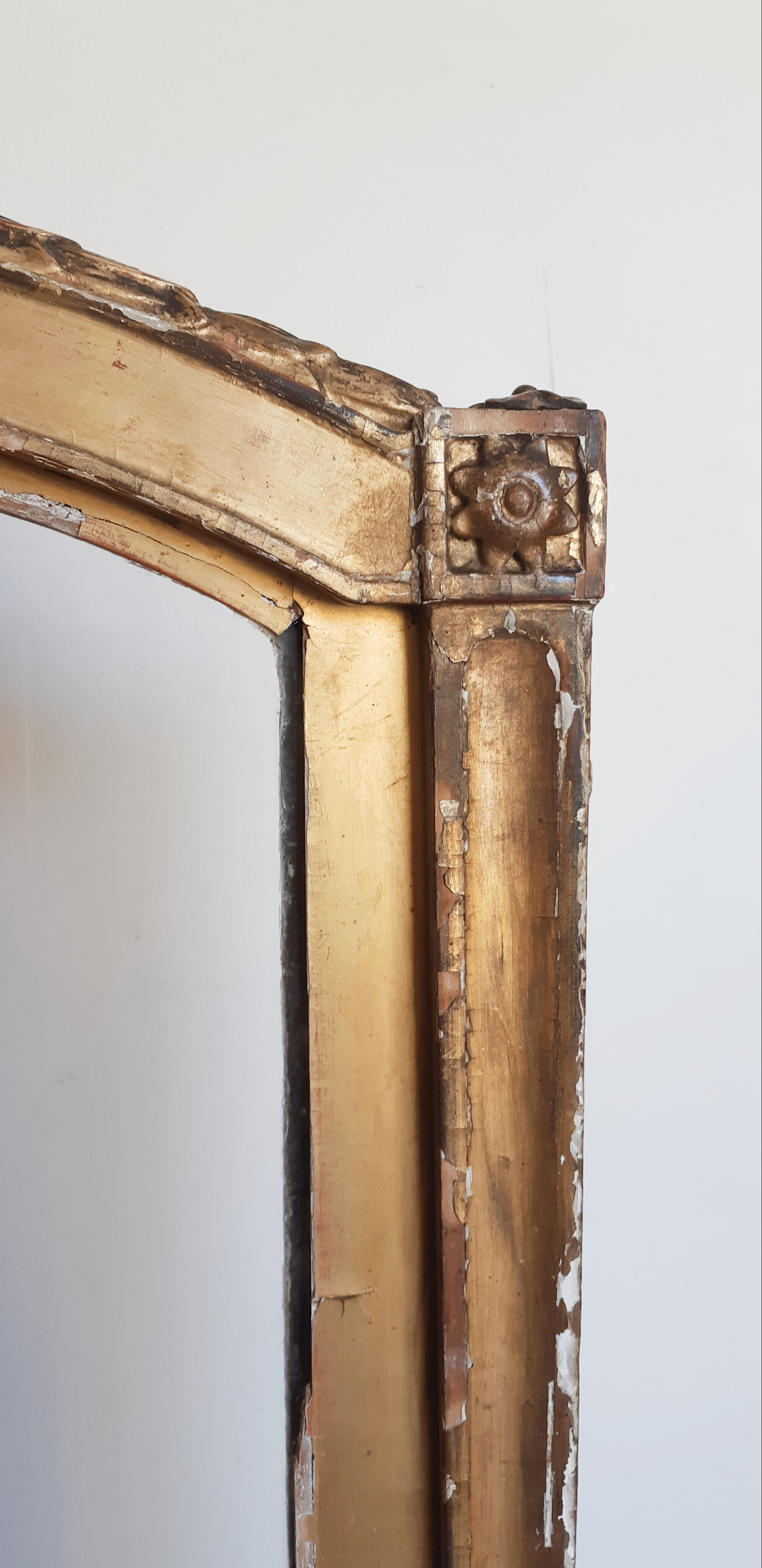 Parefeu écran de cheminée époque Napoléon III en bois doré  - XIXe ( H 108 cm)