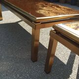 Tables basses en laiton et verre églomisé, années 70