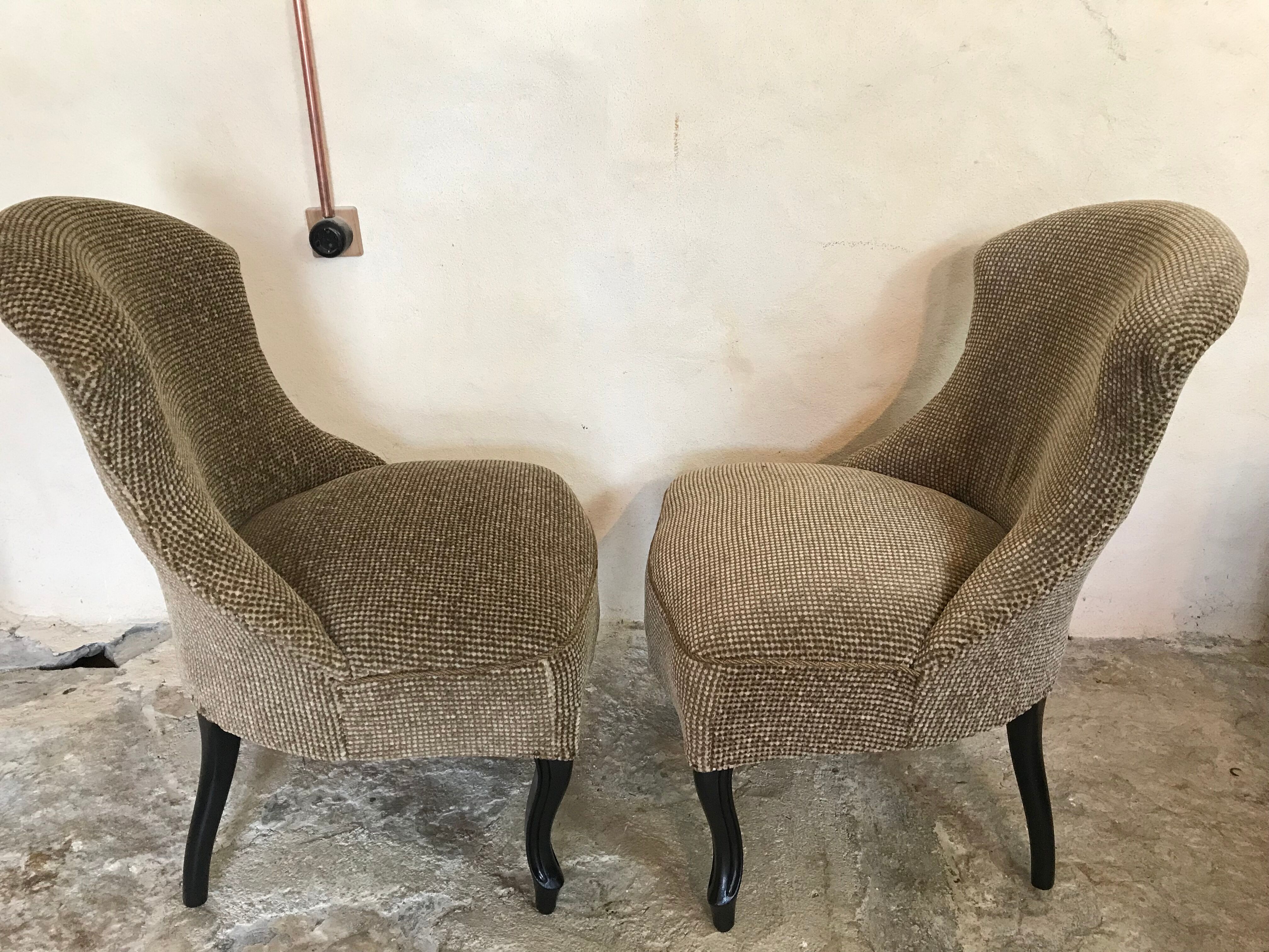 Pair of vintage chairs mid-century toad shape