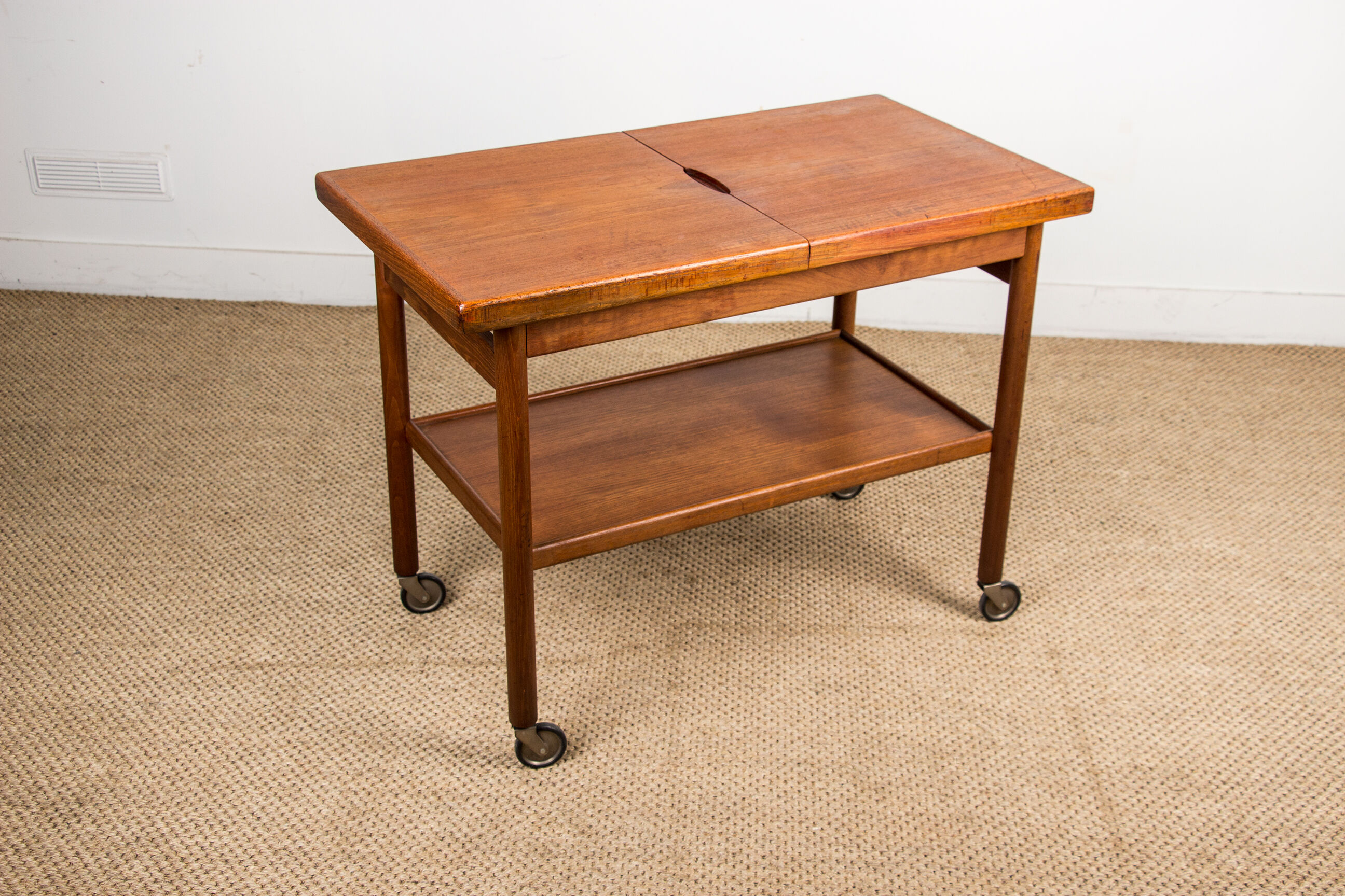 Rolling table, service, Danish expandable and double-level, teak 1960.