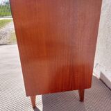 Scandinavian style commode