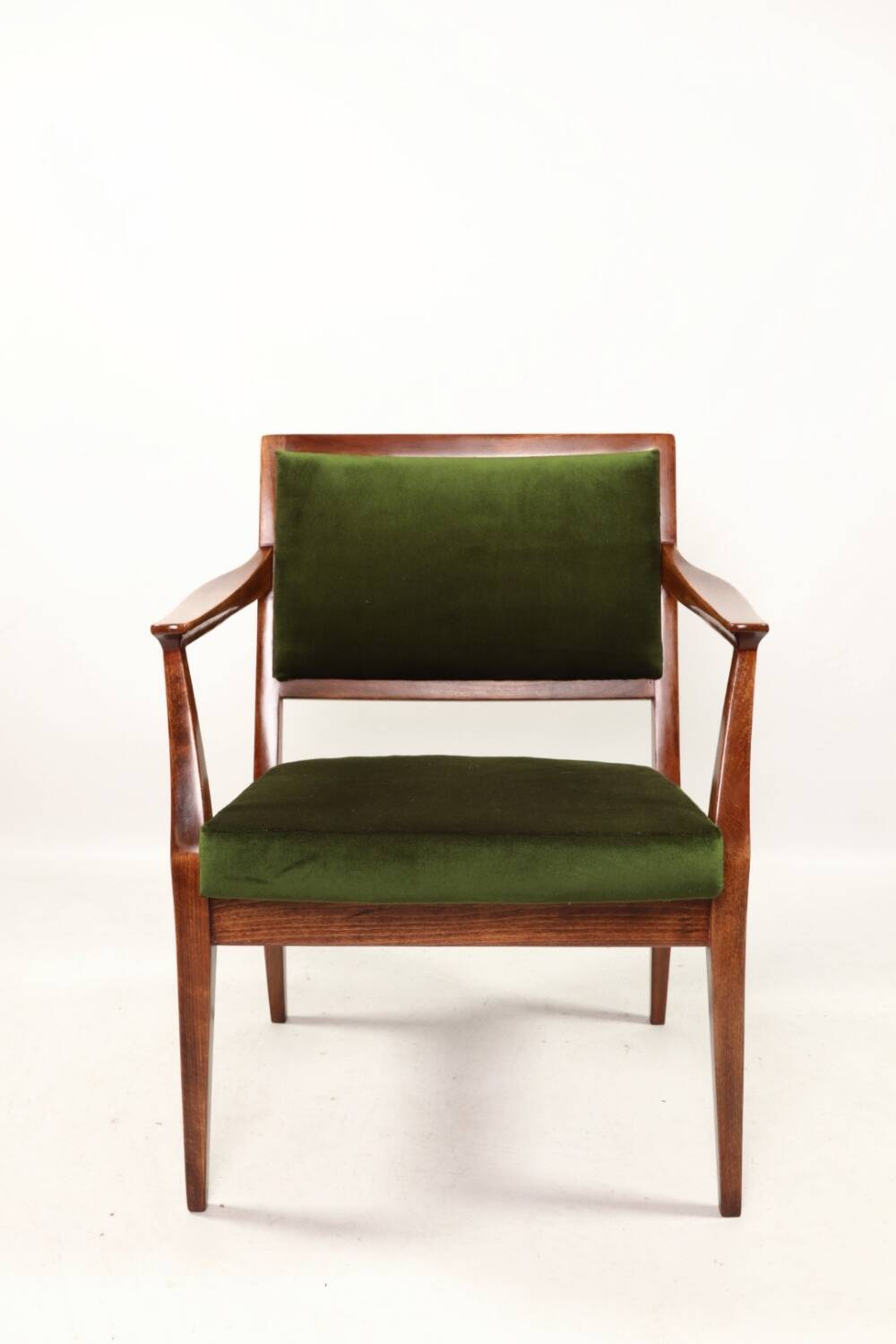 Green Moher Classic Style Vintage Armchair