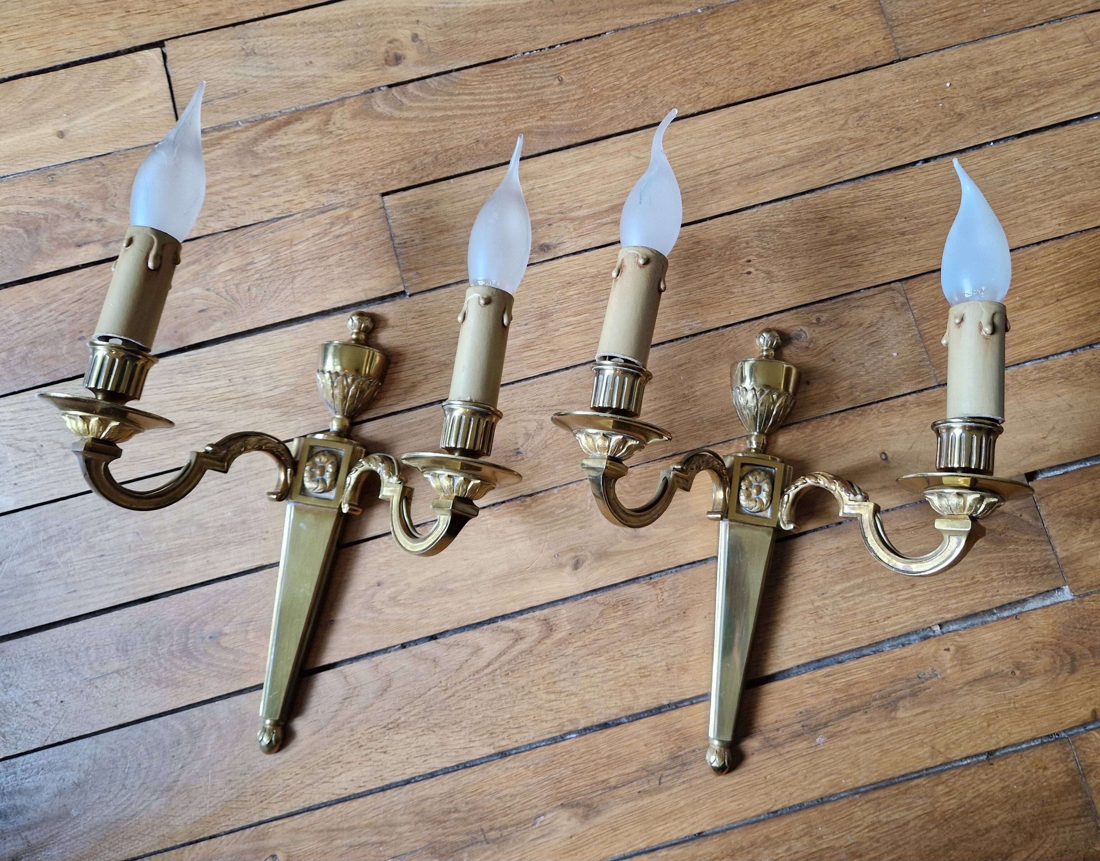 Pair of classic electrified brass wall lights