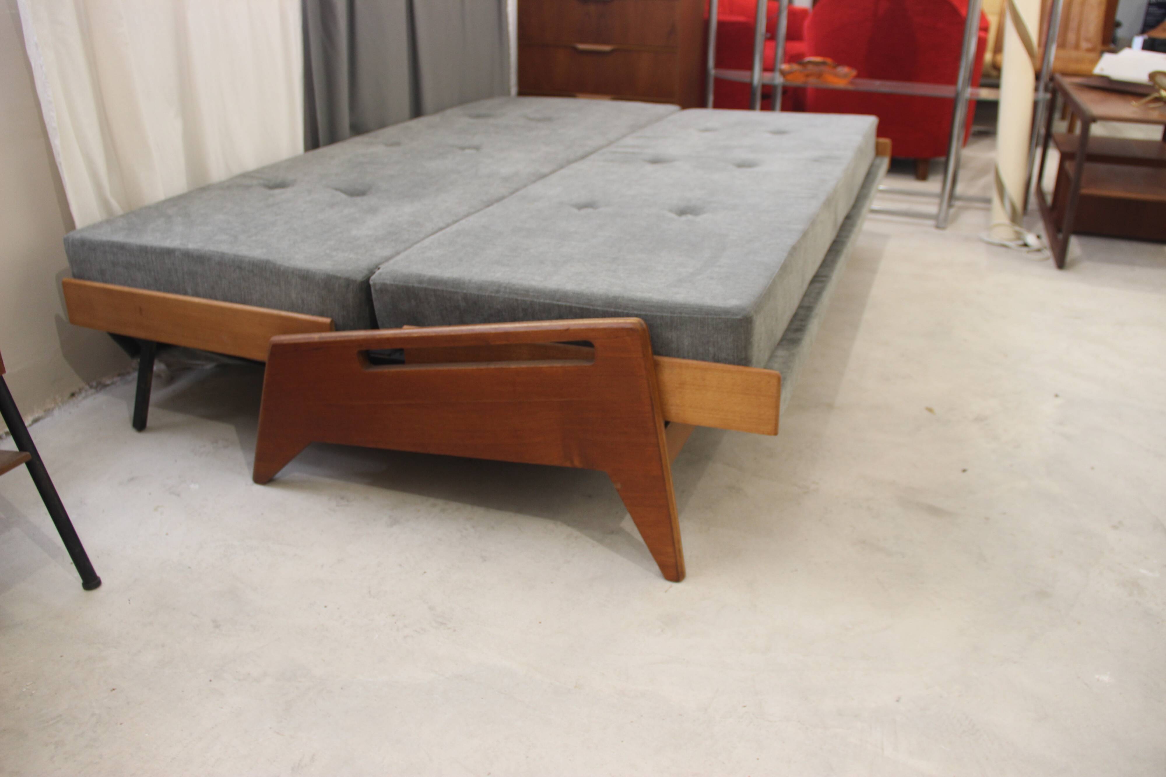 Gerard Guermonprez sofa