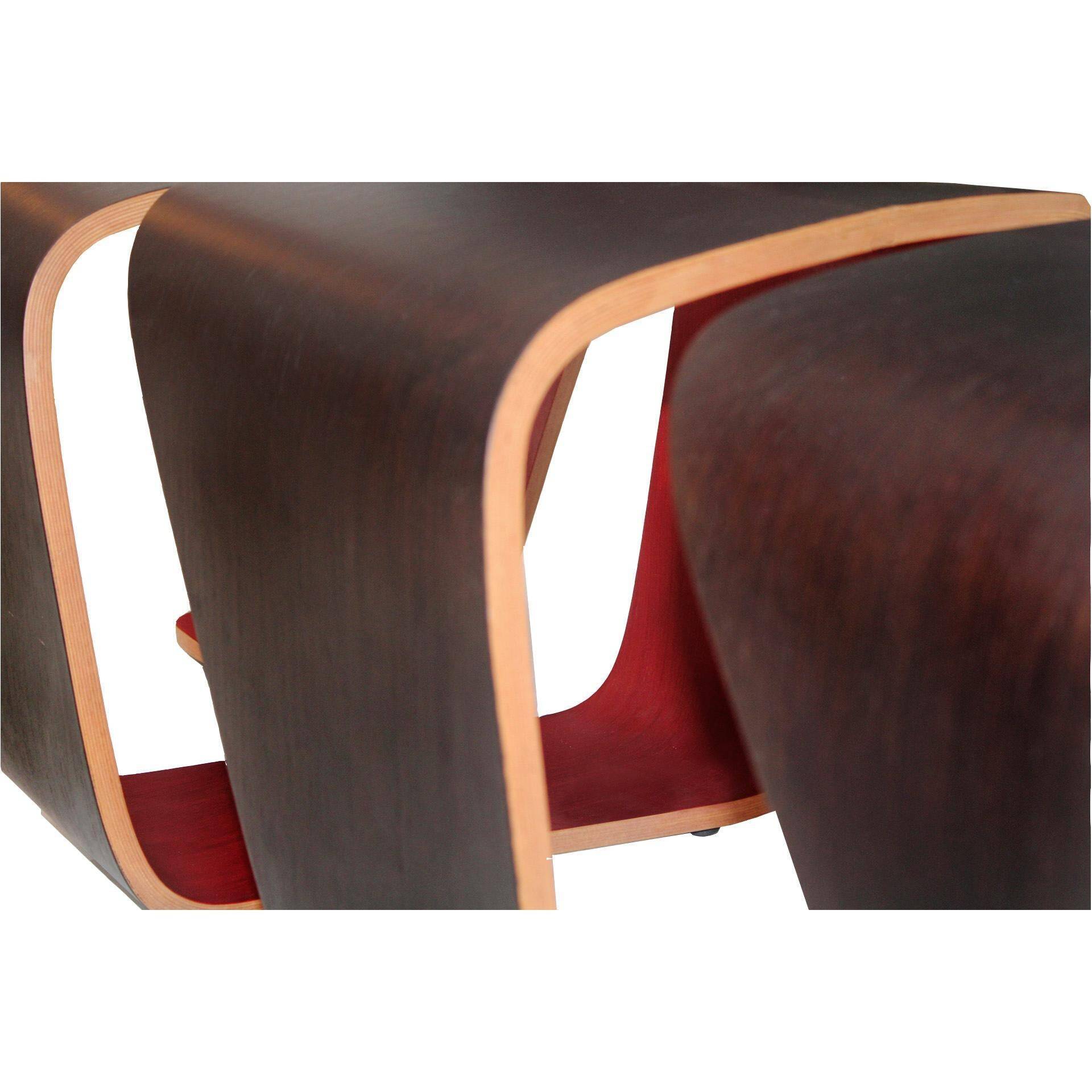 Dna Modular Bench Made in Wood by Leonardo Rossano and Debora Mansur 2013.