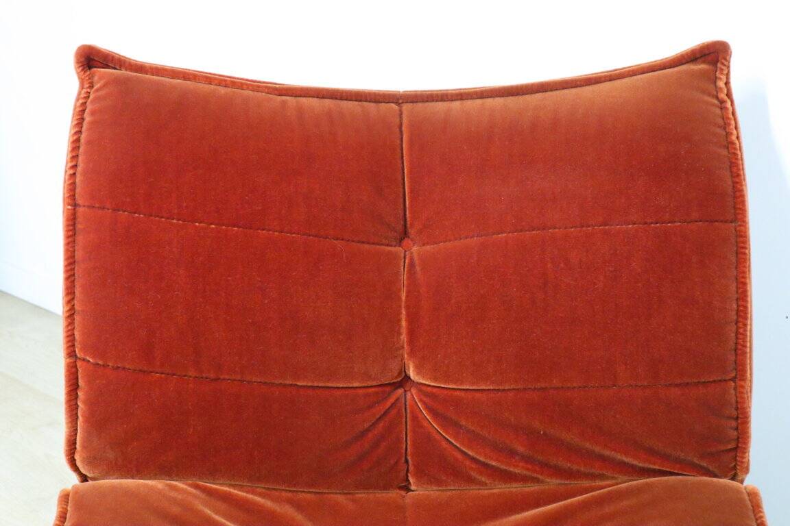 Vintage velvet armchair, 1970
