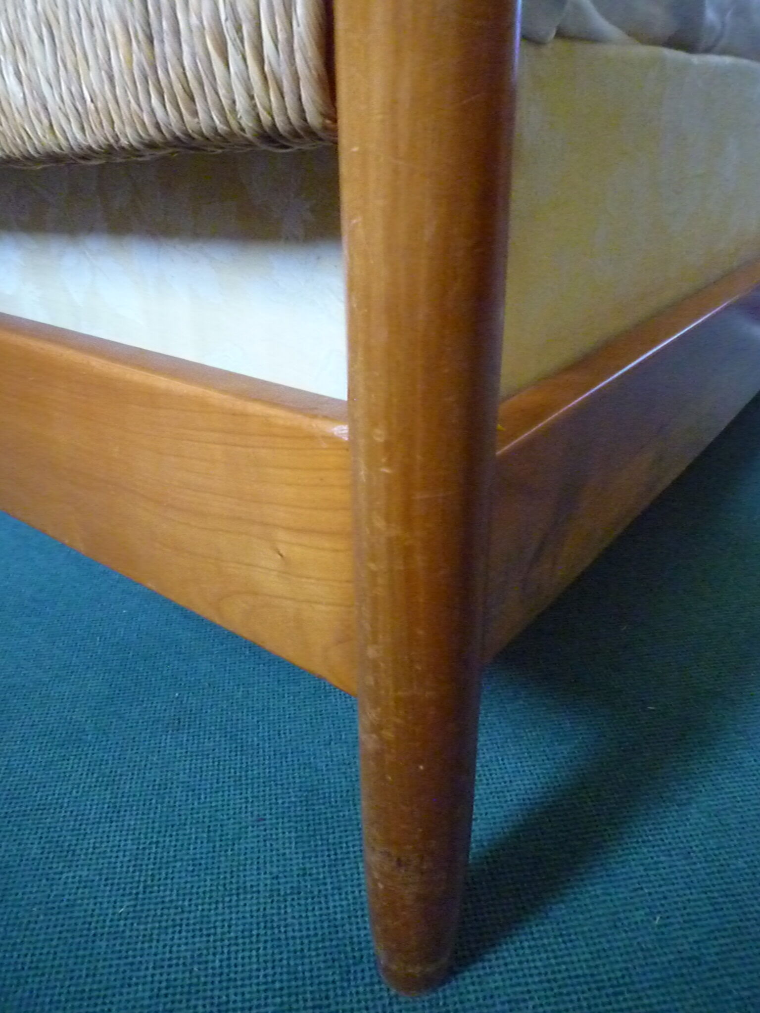 Brutalist design bed Charlotte Perriand style