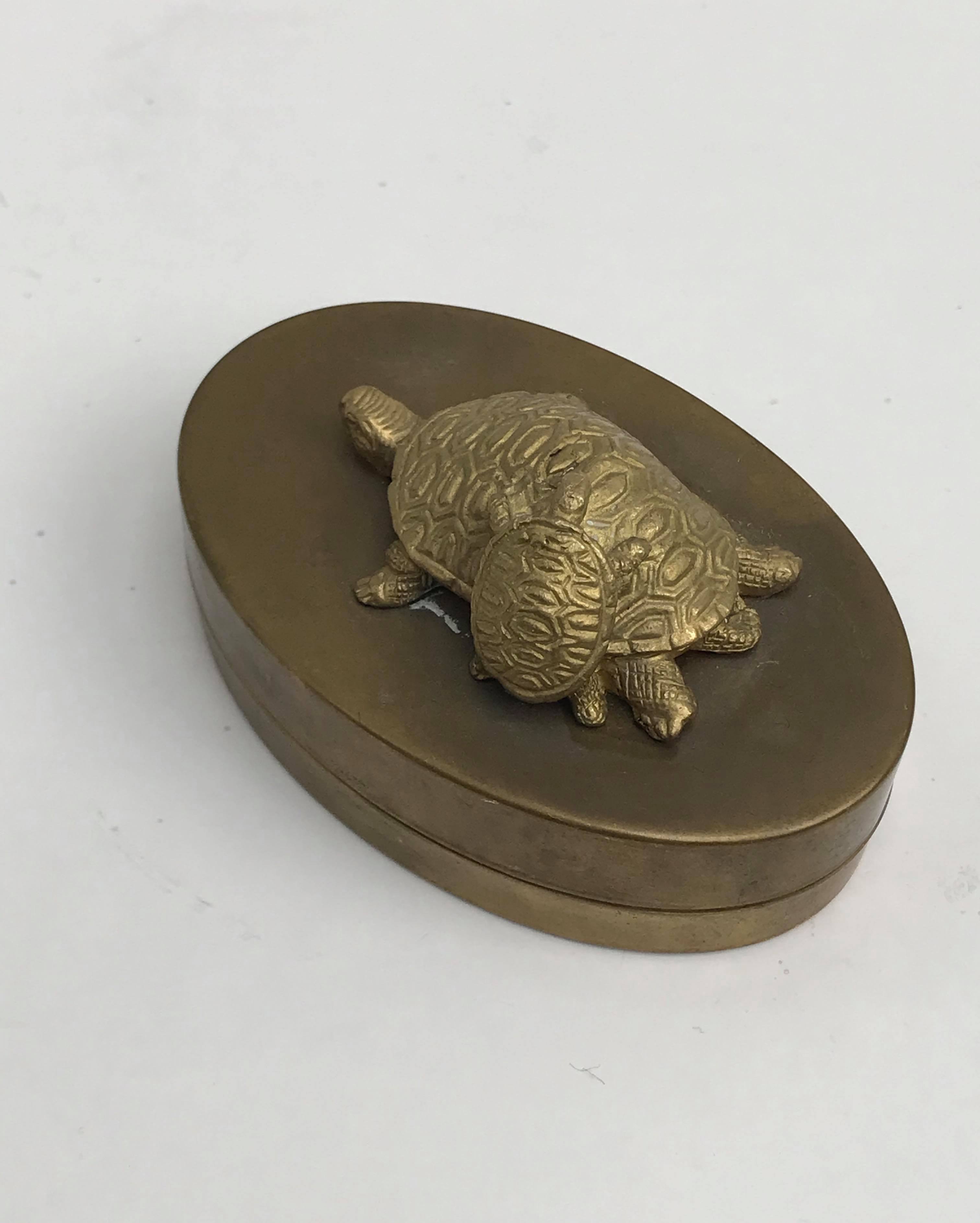 Bronze brass turtle box Decorative jewelry box vintage 50s oval lid