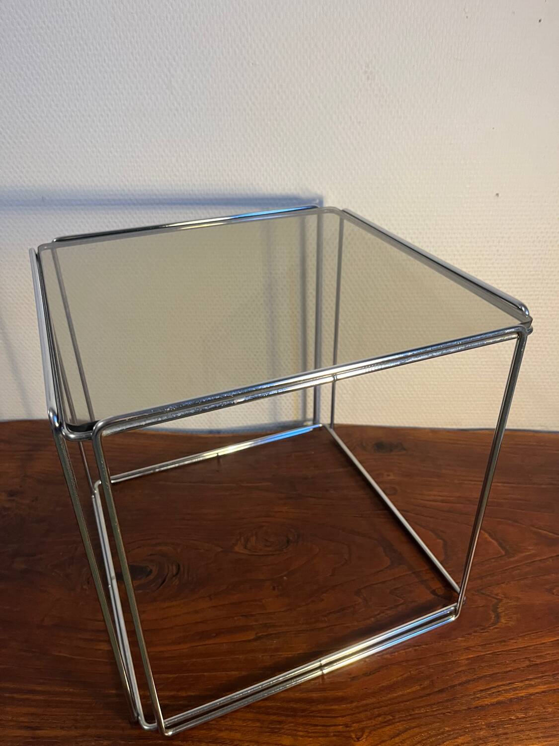 Small coffee table, isosceles side table by Max Sauze