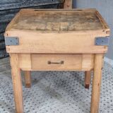 Vintage chopping block butcher table kitchen island
